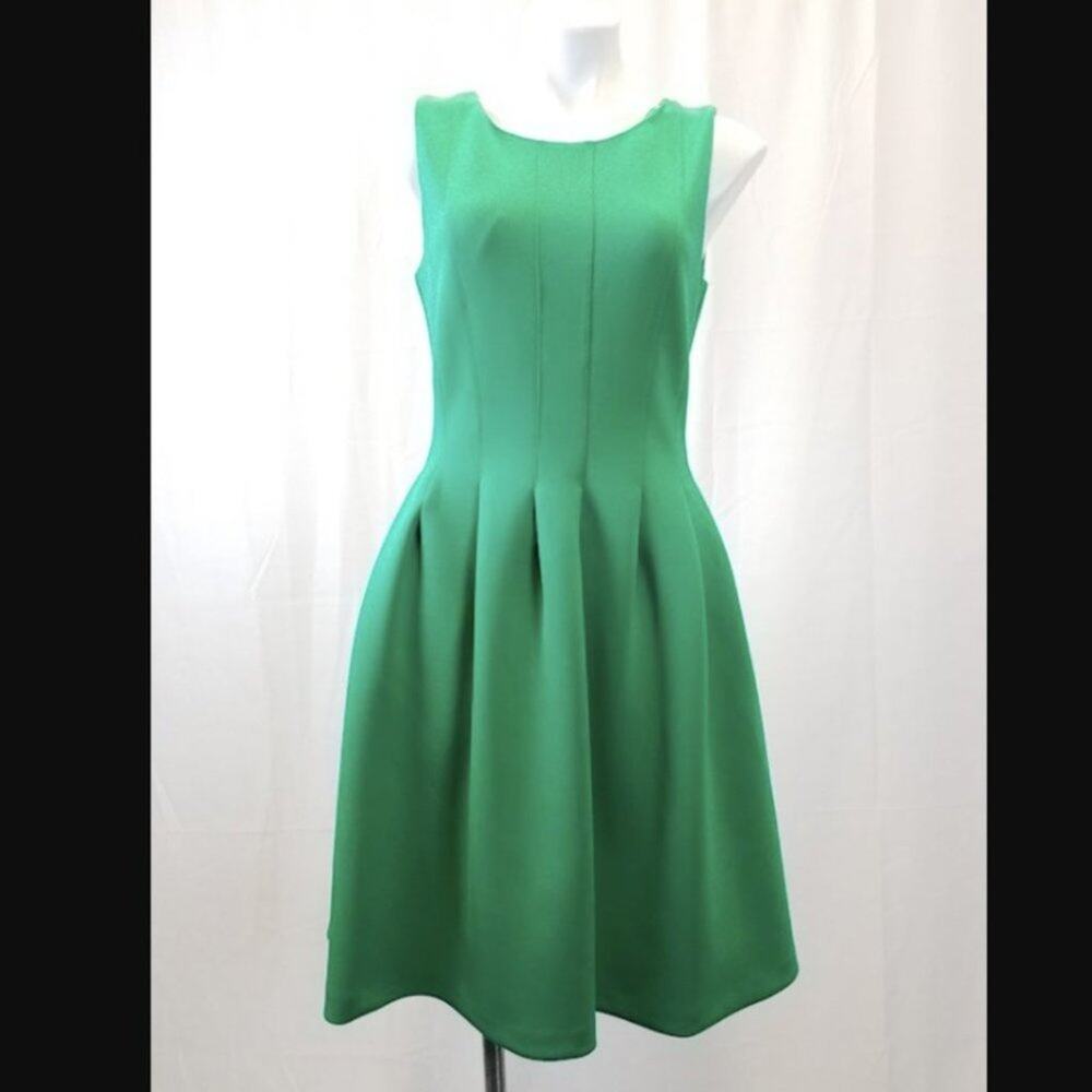 NWOT CALVIN KLEIN Green Pleated Scuba Fit & Flare Dress - 6 - Picture 3 of 8